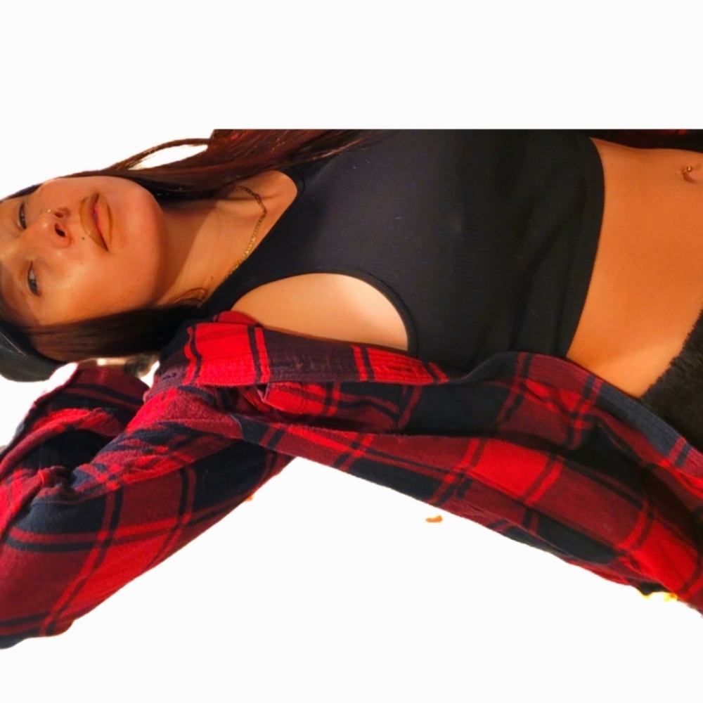 💋RED FLANNEL | HOODIE | SIZE SMALL | 100% COTTON ☆